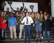 Esther Kiel met alle winnaars tijdens de huldiging van Stichting Topsport Ke